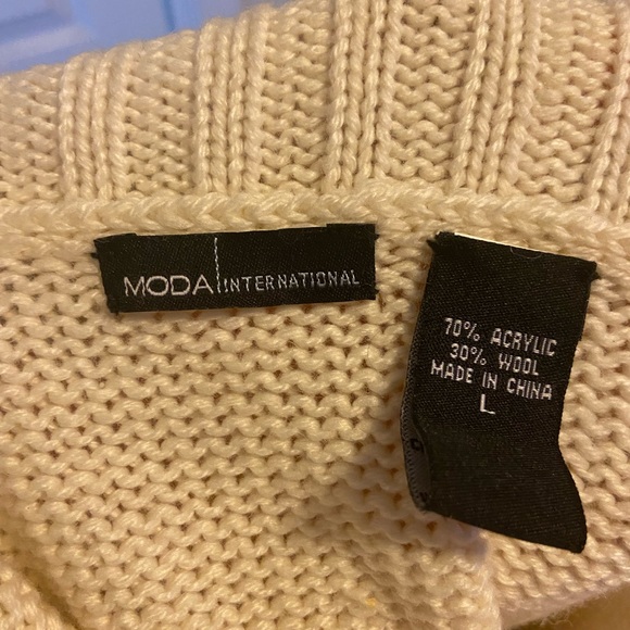 Never worn! Boatneck tunic sweater - Picture 4 of 4